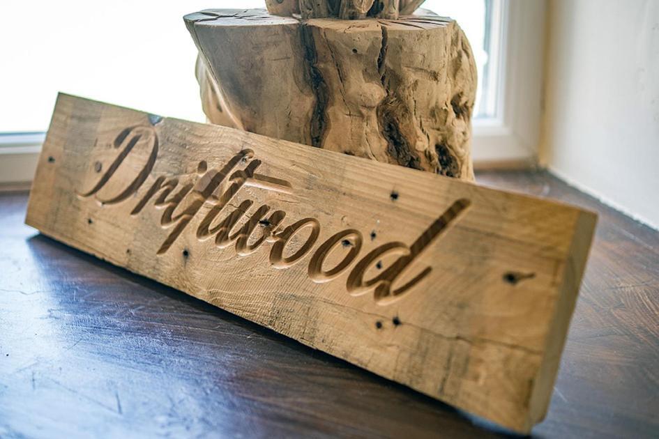 Driftwood Inn Saint Saviour 外观 照片